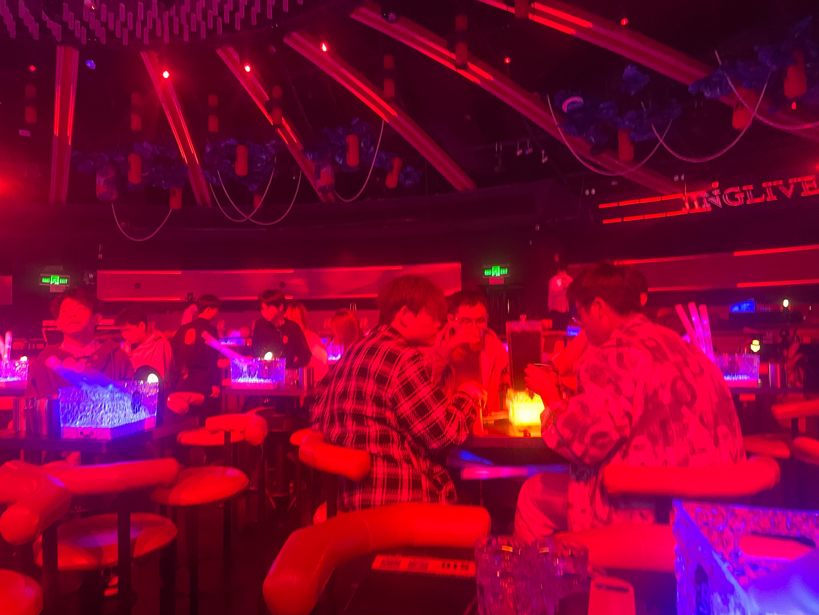 南阳商务ktv推荐商务ktv有哪些选择-镇平县ktv预订